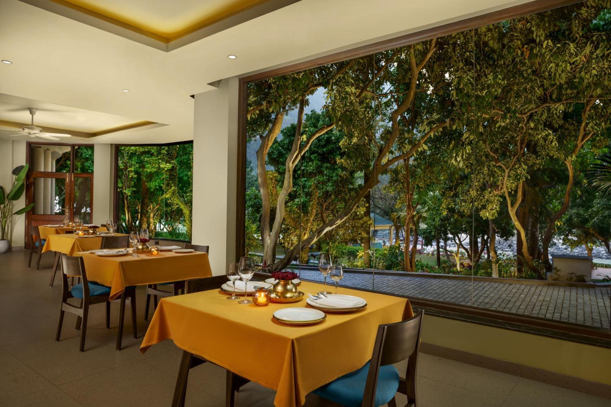 Anand Kashi By The Ganges Rishikesh - Ihcl Seleqtions Otel Sirasu Dış mekan fotoğraf